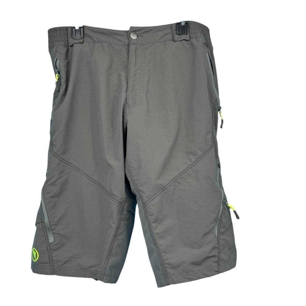Endura
Hummvee Short II